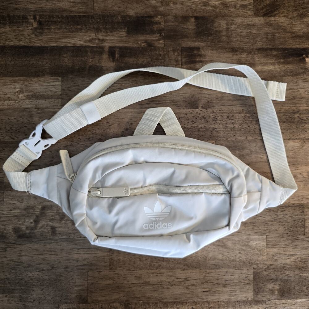 Adidas Originals Trefoil Belt Bag Cream Crossbody Fanny Pack Unisex NWOT